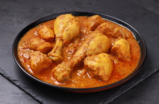 CHICKEN BHUNA 