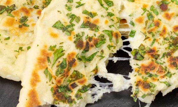 CHEESE NAAN