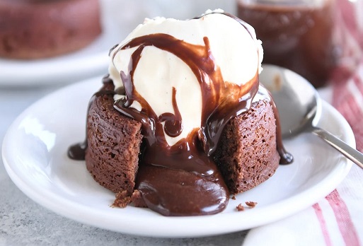 CHOCOLATE LAVA CAKE