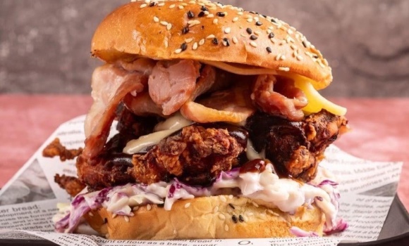 BBQ CHICKEN BURGER