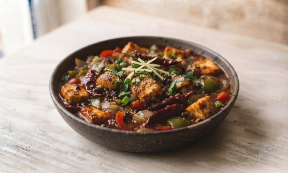 SCHEZWAN CHILLI PANEER