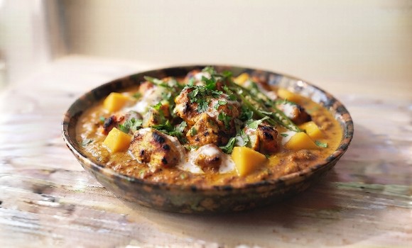 MANGO CHICKEN