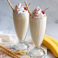 BANANA SHAKE