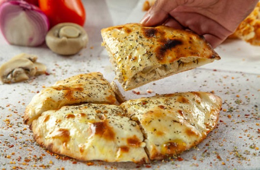 CHICKEN AND CHEESE NAAN