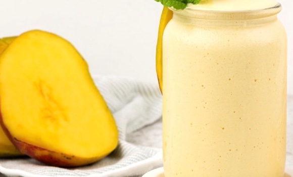 MANGO SMOOTHIE