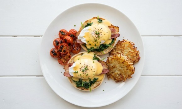 EGGS BENNE