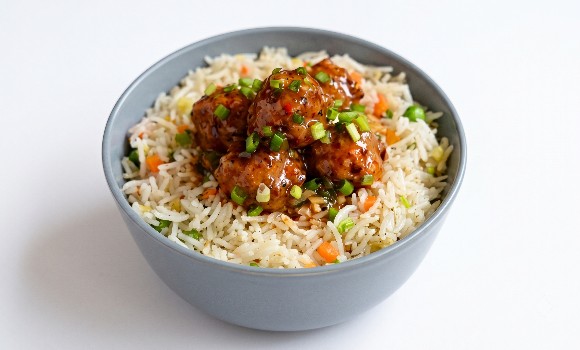Veg Manchurian (Gravy With Rice)