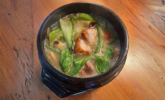Sinigang na Lechon Kawali