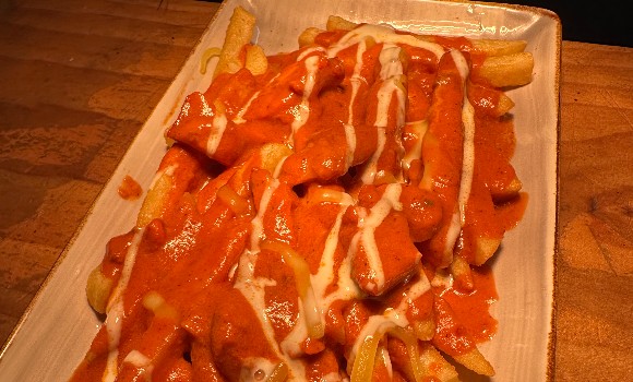 Butter Chicken On Fries