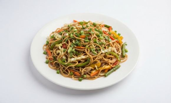 Veg Chowmein (V)