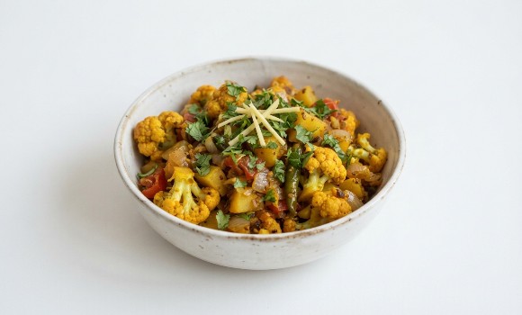 Aloo Gobi (Potato and cauliflower)