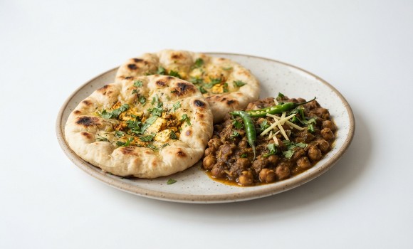 Paneer Kulcha with Chole