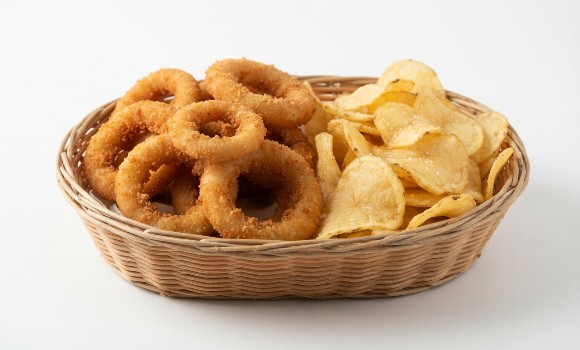 Onion Ring 8 Pc + Chips