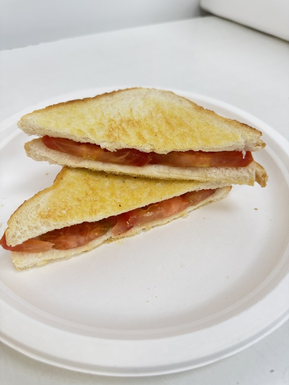 TOMATO TOASTIE
