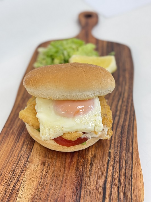 SNAPPER AND EGG BURGER