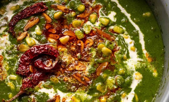 LASOONI MAKAI PALAK