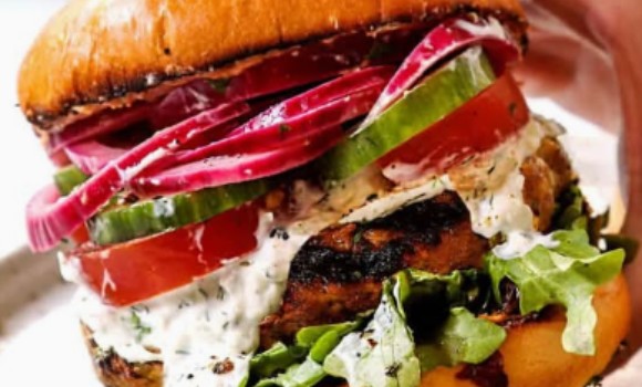 GREEK LAMB BURGER