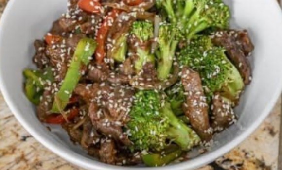 BEEF & BROCOLI 