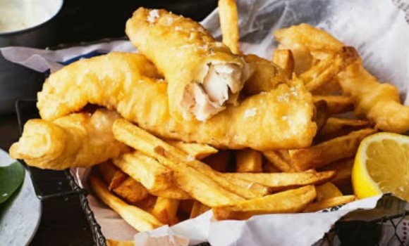 FISH & CHIPS (2 PCS)
